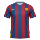 Camisa Barcelona 05/06 Retrô - Azul e Vermelha